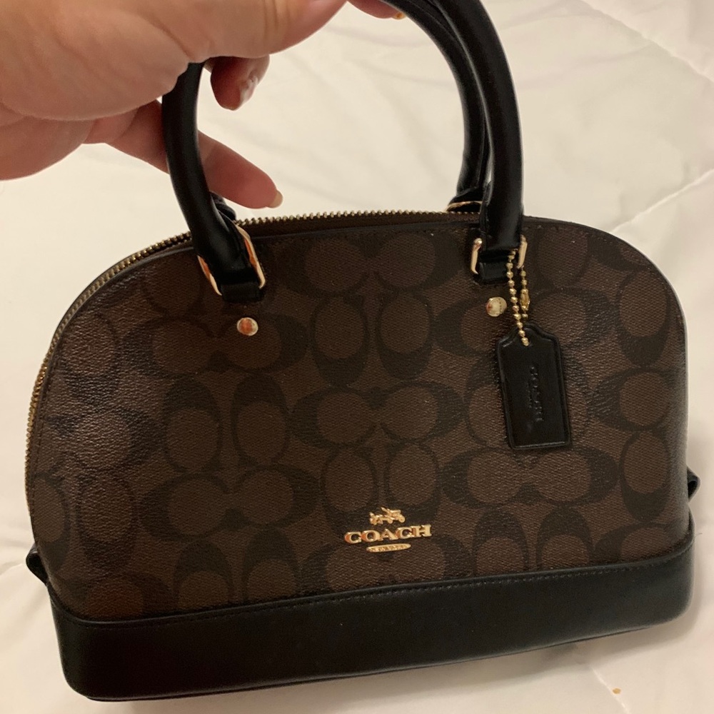 Coach small handbag great condition
